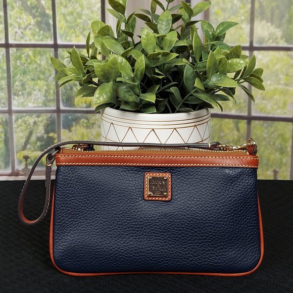 NWT DOONEY & BOURKE LARGE PEBBLE GRAIN SHOPPER & LARGE SLIM WRISTLET (BL… - Picture 13 of 16